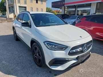 MERCEDES-BENZ GLA 200 Automatic AMG Line Premium