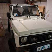 Suzuki Samurai Santana sj413