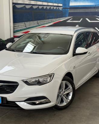 Opel Insignia 1.6 CDTI 136 CV aut.Sports Tourer In