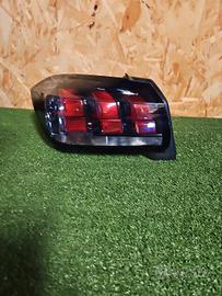stop Fanale Posteriore dx sx Peugeot 208 2019-24