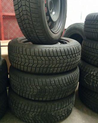 Cerchi 16" attacco Ford con pneumatici invernali
