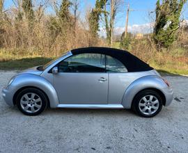 Volkswagen New Beetle 1.6 Cabrio