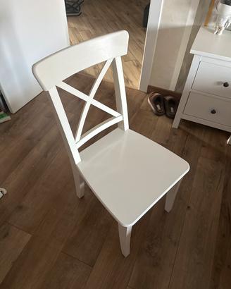 Sedie dell’Ikea, bianche 4 pezzi