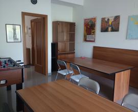 Locale ammobiliato, uso ufficio Coworking