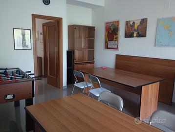 Locale ammobiliato, uso ufficio Coworking