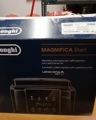 Macchina da caffè De Longhi magnifica start