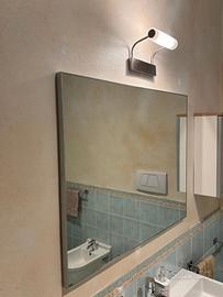 Specchio con lampada