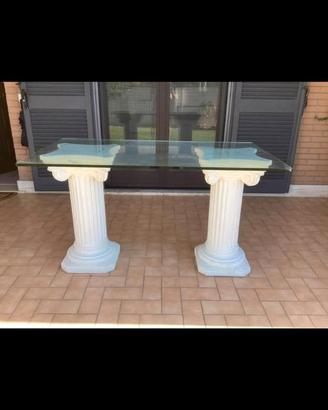 Tavolo in cristallo con colonne in gesso