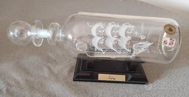 Nave in bottiglia England Victory 