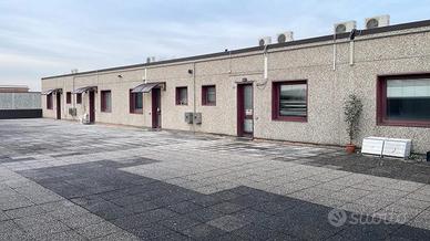 Locale commerciale , studio