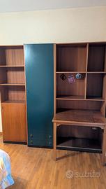 Armadio con scrivania integrata e libreria 