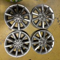 Set 4 Cerchi in lega Originali Audi da 17 pollici