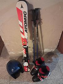 Scarponi, sci, casco e bastoni da bambino 5-6 anni