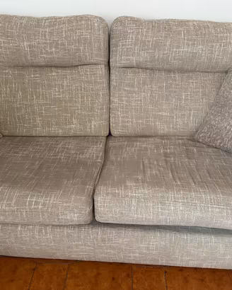 2 Divani poltrone e sofà e una poltrona Ikea