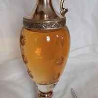 bottiglia di liquore vintage