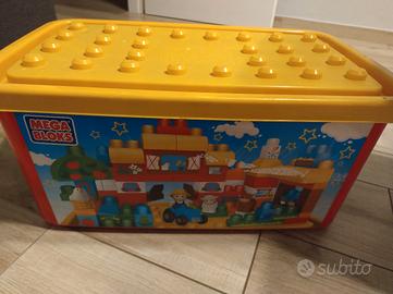 Mega Bloks costruzioni con mega baule fattoria 