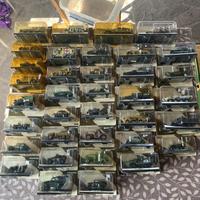 Collezione modellini militari in teca originale