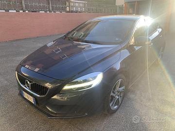 Volvo V40d2