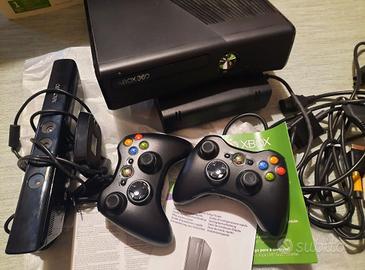 Console XBOX 360 +sensore KINECT- 4GB+12 giochi