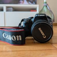 Reflex EOS Rebel T3I - Nero + Canon Zoom Lens
