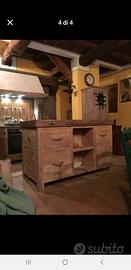 Isola legno massello con spianatoia  scomparsa