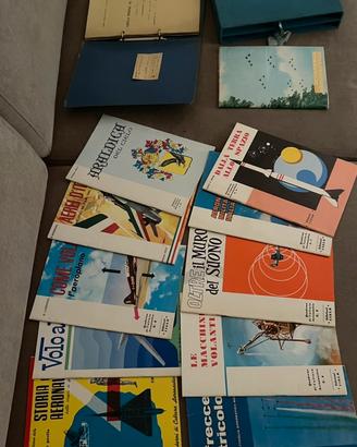 10 Quaderni Aeronautica + Cartella Corso Volo