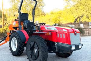 Trattore ANTONIO CARRARO modello TIGRE 3200