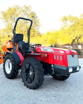 Trattore ANTONIO CARRARO modello TIGRE 3200