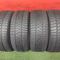 225 50 17 Gomme Invernali 70% Pirelli 225 50R17