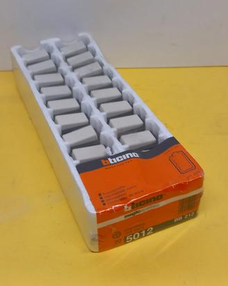 Kit 5 pezzi - B-Ticino Magic INVERTITORE 250V 10A,