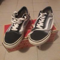Vans nere e grigio 
