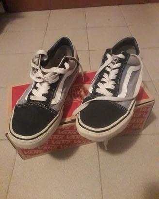 Vans nere e grigio 