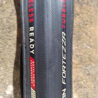 Copertone  700x25 
tubeless
