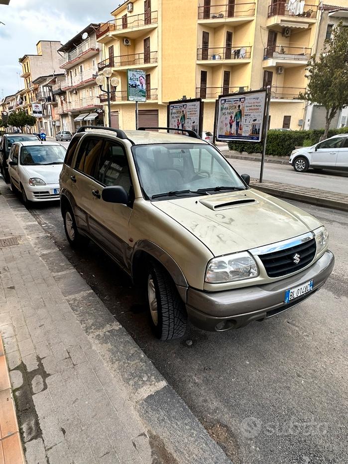 SUZUKI Grand Vitara