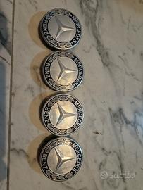 Tappi per Mozzo  Mercedes , usati  Originali 