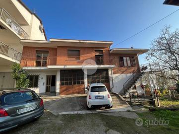 CASA SEMINDIPENDENTE A VALGIOIE