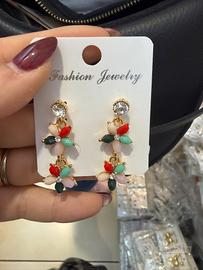 orecchini pendenti colorati