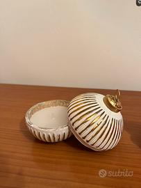 Sfera in ceramica plissé con candela di TonoSuTono