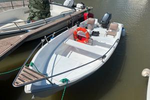 Barca open con motore 20cv 4 tempi