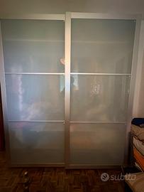 Armadio ad ante scorrevoli ikea mod. Pax/mehamn