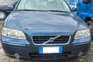 Volvo S60 2.4 D5 20V (185CV) cat Momentum