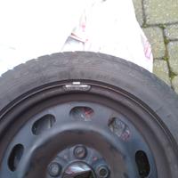 Pneumatici invernali runflat Good Year cerchi 16"