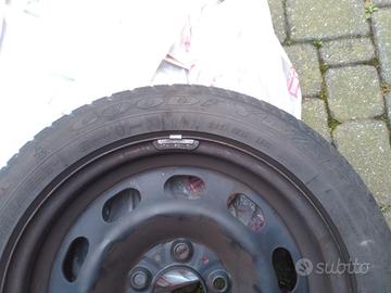 Pneumatici invernali runflat Good Year cerchi 16"