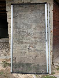 Zanzariera plissettata a fisarmonica