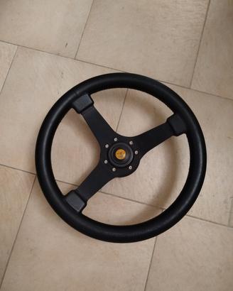 Volante sportivo con mozzo compatibile fiat