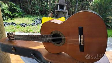 chitarra classica Alhambra c3