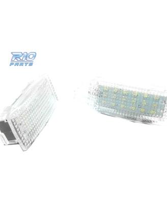FANALI A LED PER PIEDI E PORTE BMW F30 F20 E84 F01