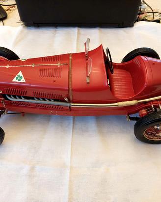 Modellino Alfa Romeo 8C 2300 Monza 1931 Pocher