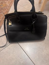 Borsa Armani
