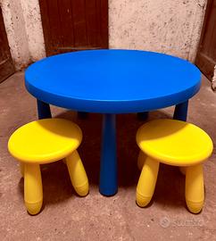 TAVOLINO BIMBI IKEA MAMMUT E SGABELLI